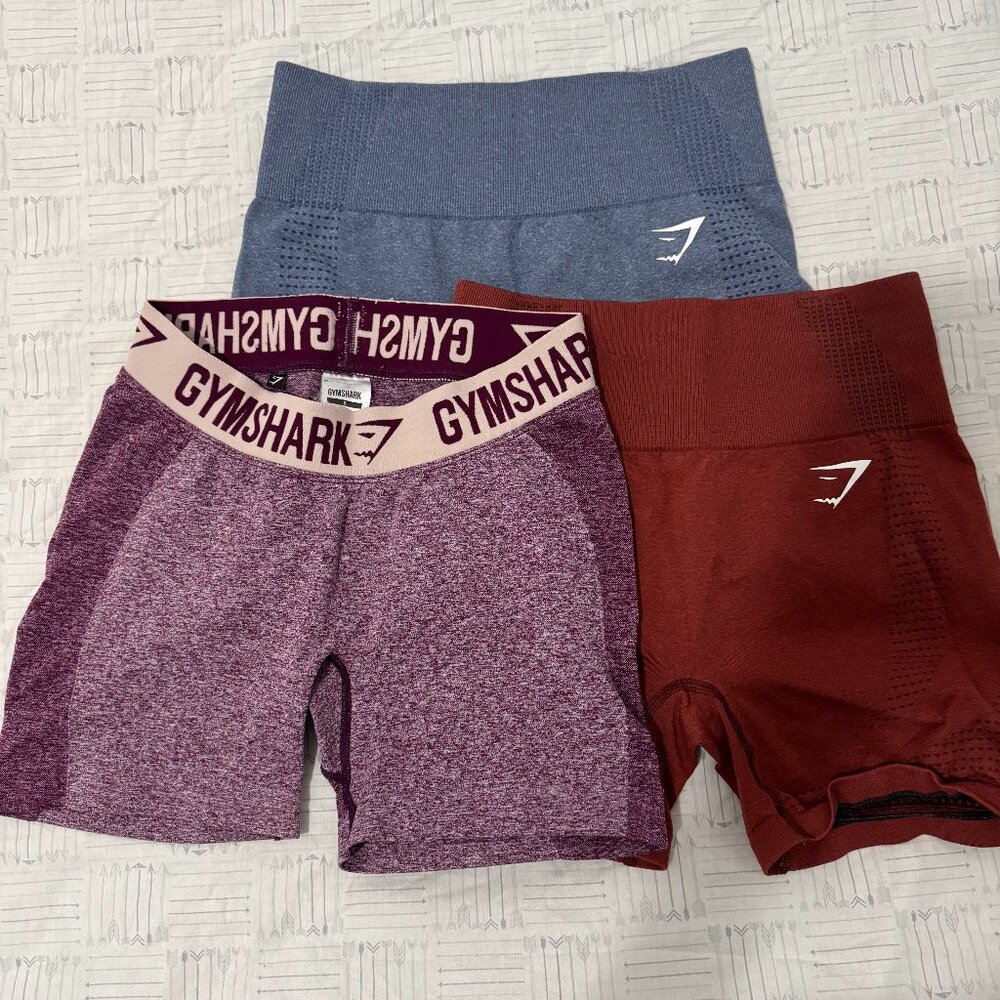GYMSHARK Small bundle gym shorts
